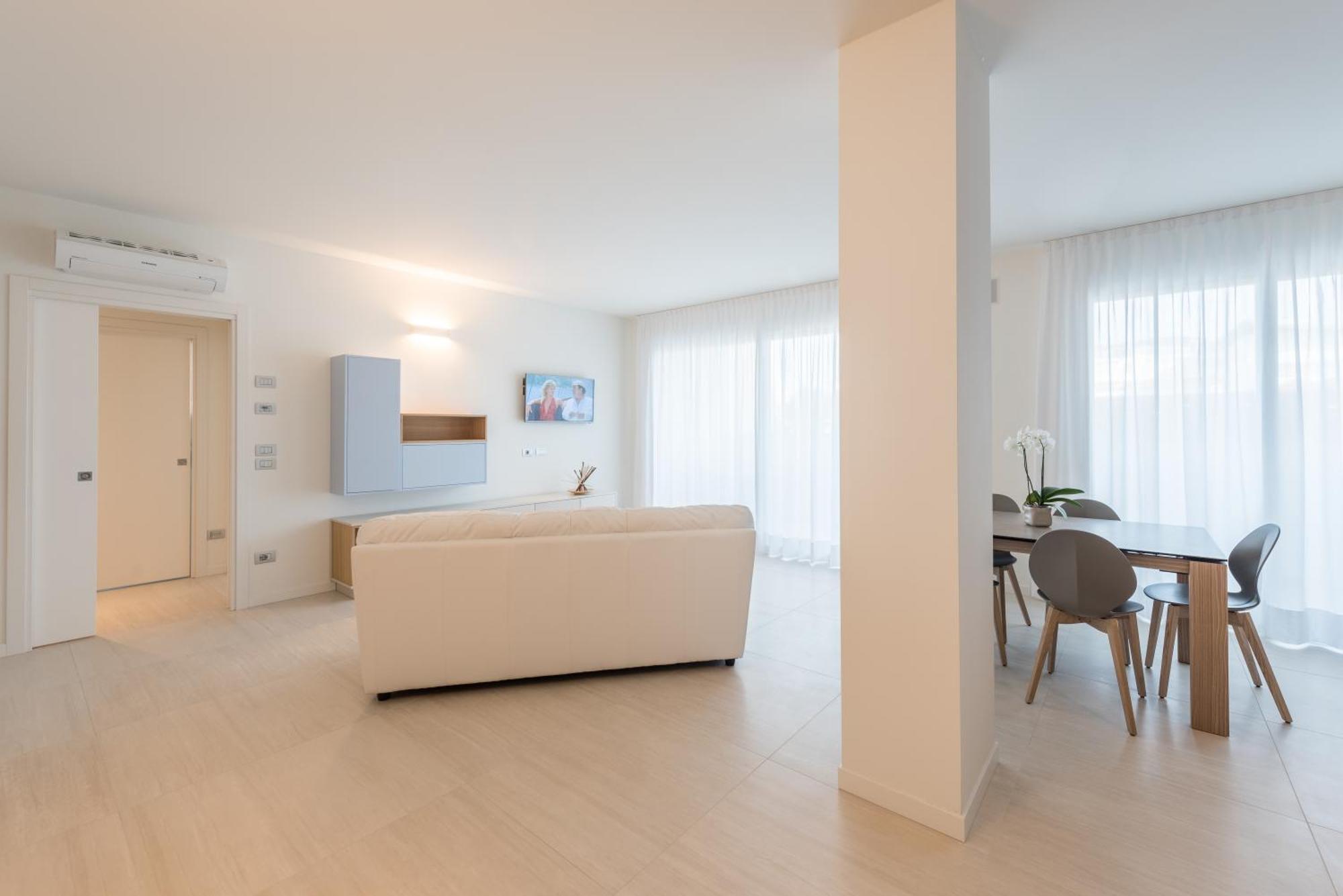 Hesperia Hotel & Residence ลิโดดิเยโซโล ห้อง รูปภาพ