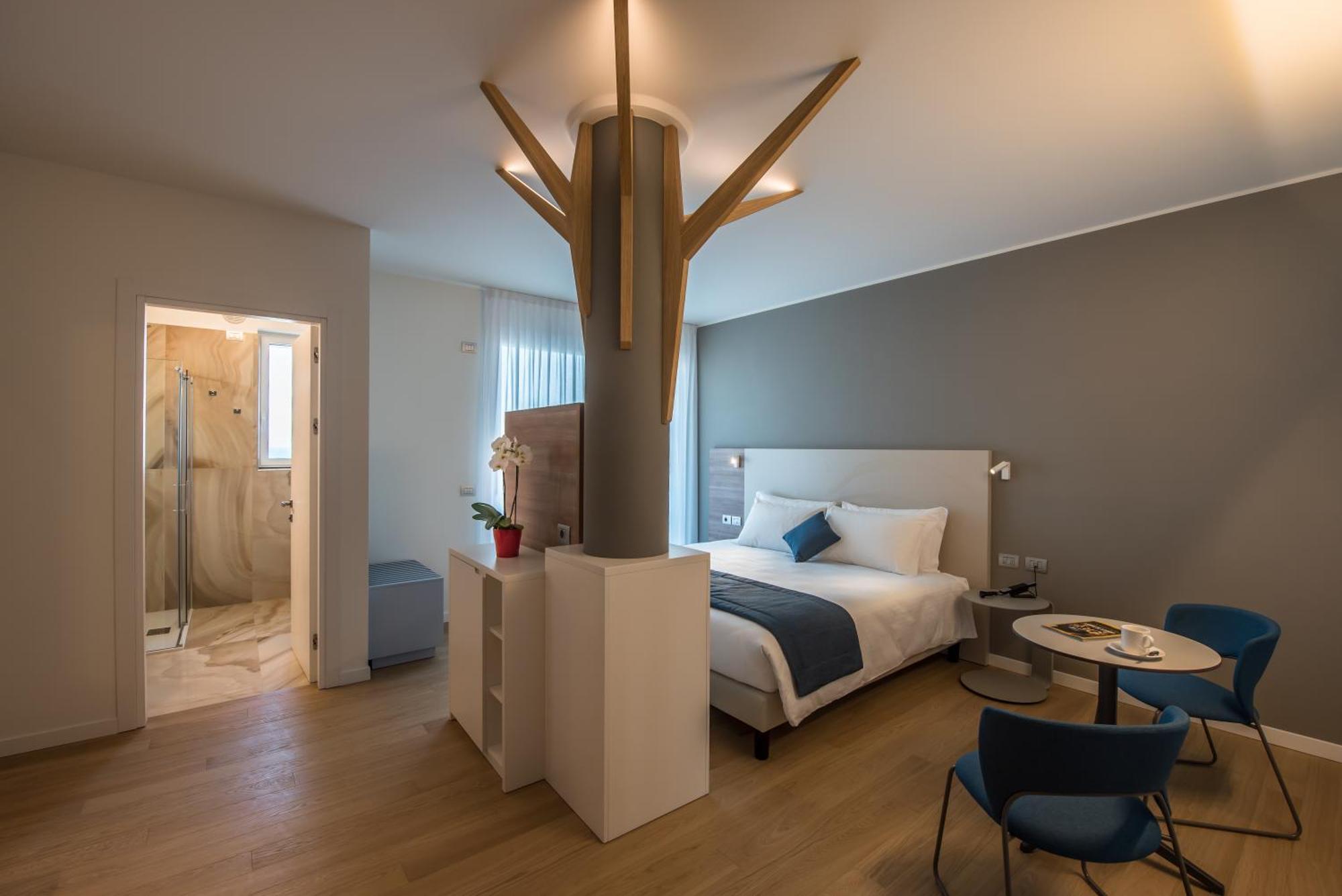 Hesperia Hotel & Residence ลิโดดิเยโซโล ห้อง รูปภาพ