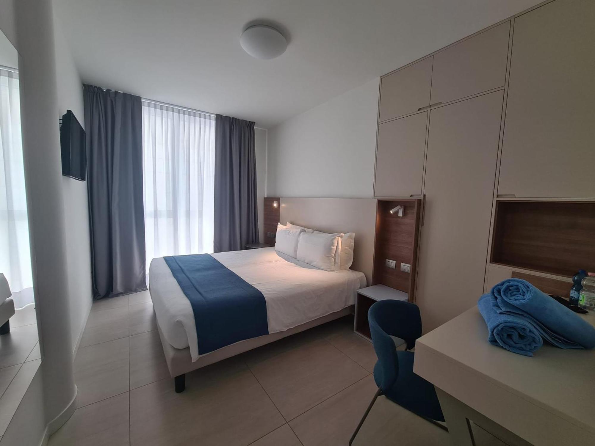 Hesperia Hotel & Residence ลิโดดิเยโซโล ห้อง รูปภาพ